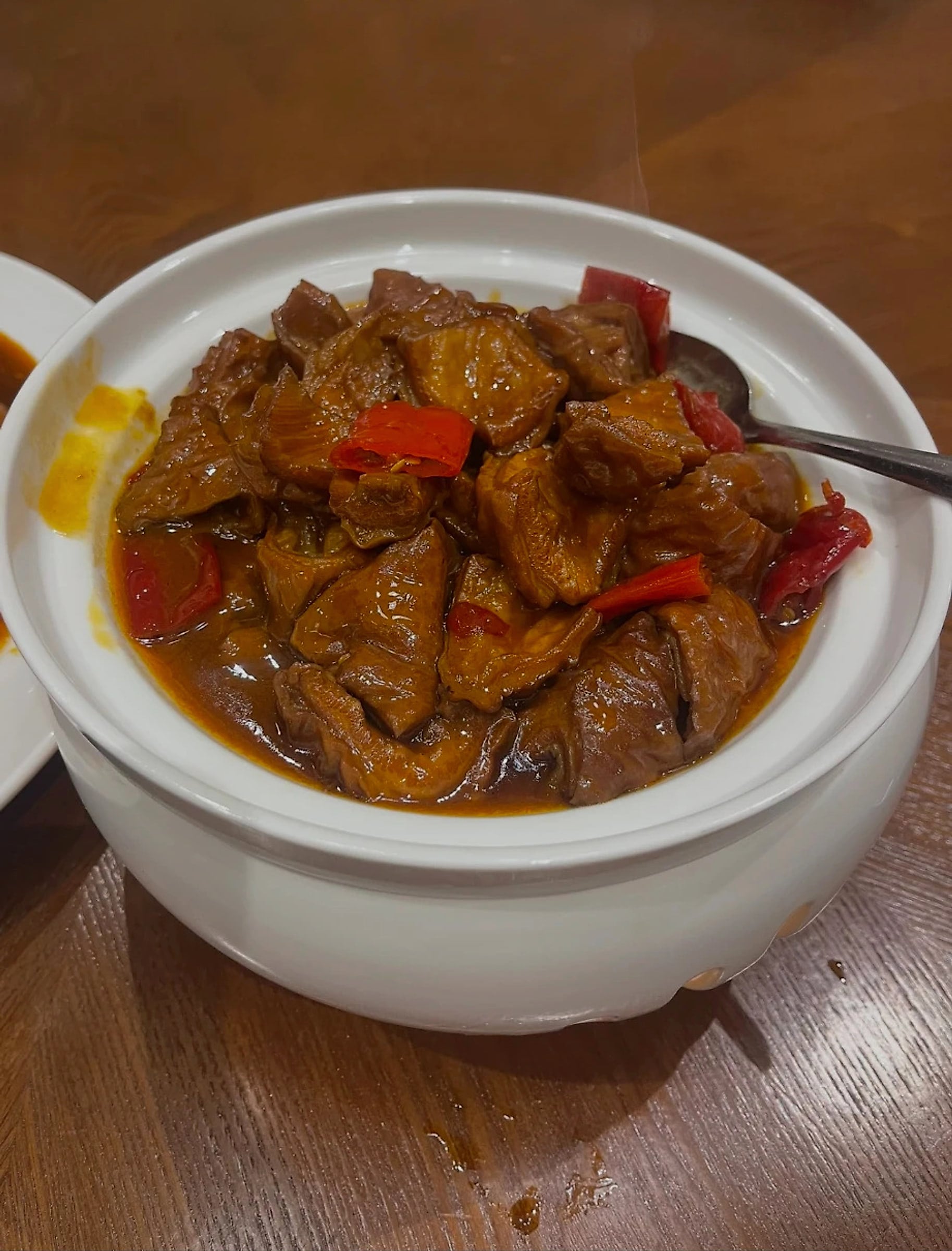 牛筋腩烧冬笋 · Braised Beef Brisket & Tendon with Bamboo Shoots