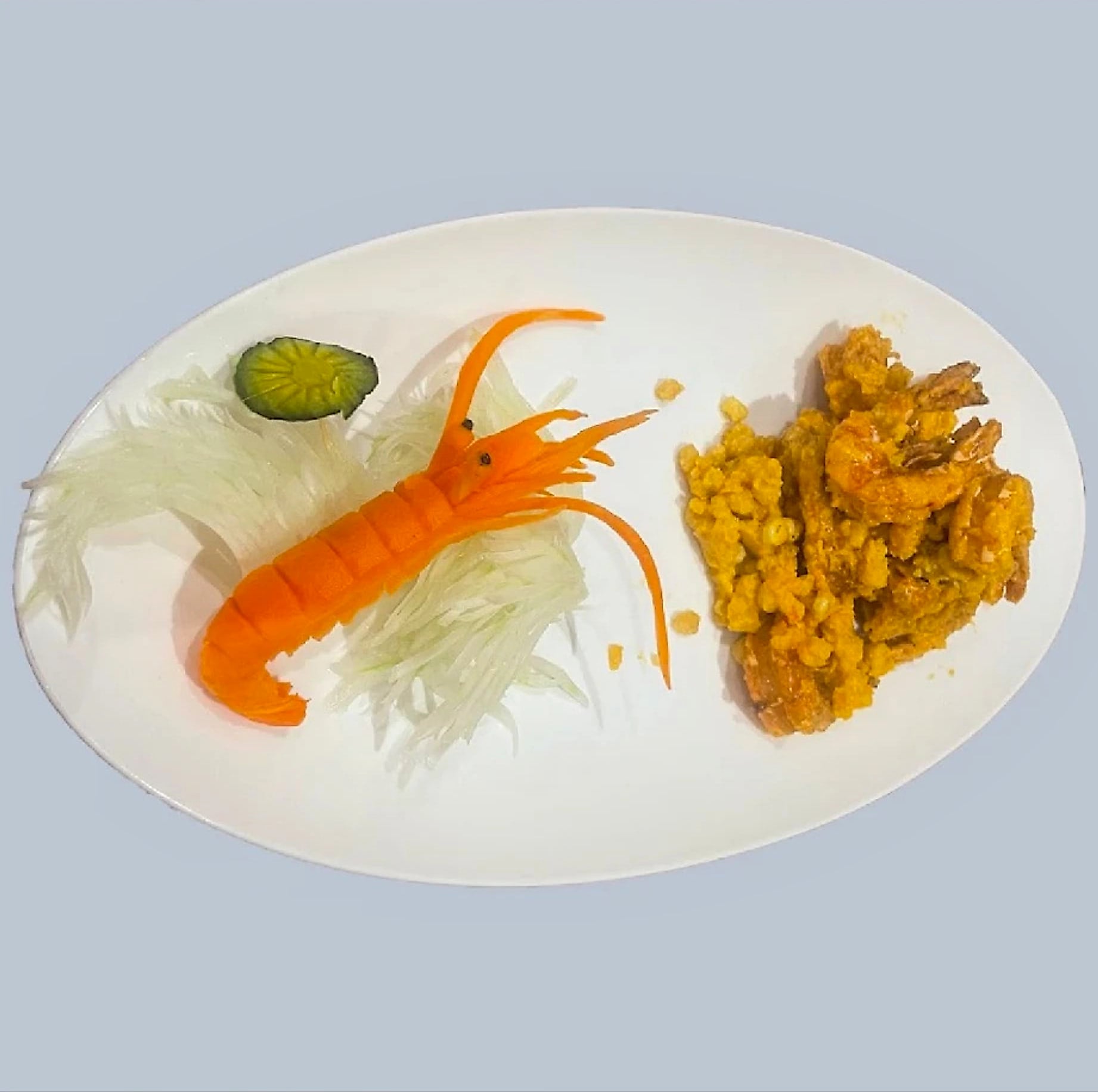 金沙玉米虾 · Shrimp with Salted Egg Yolk Sauce