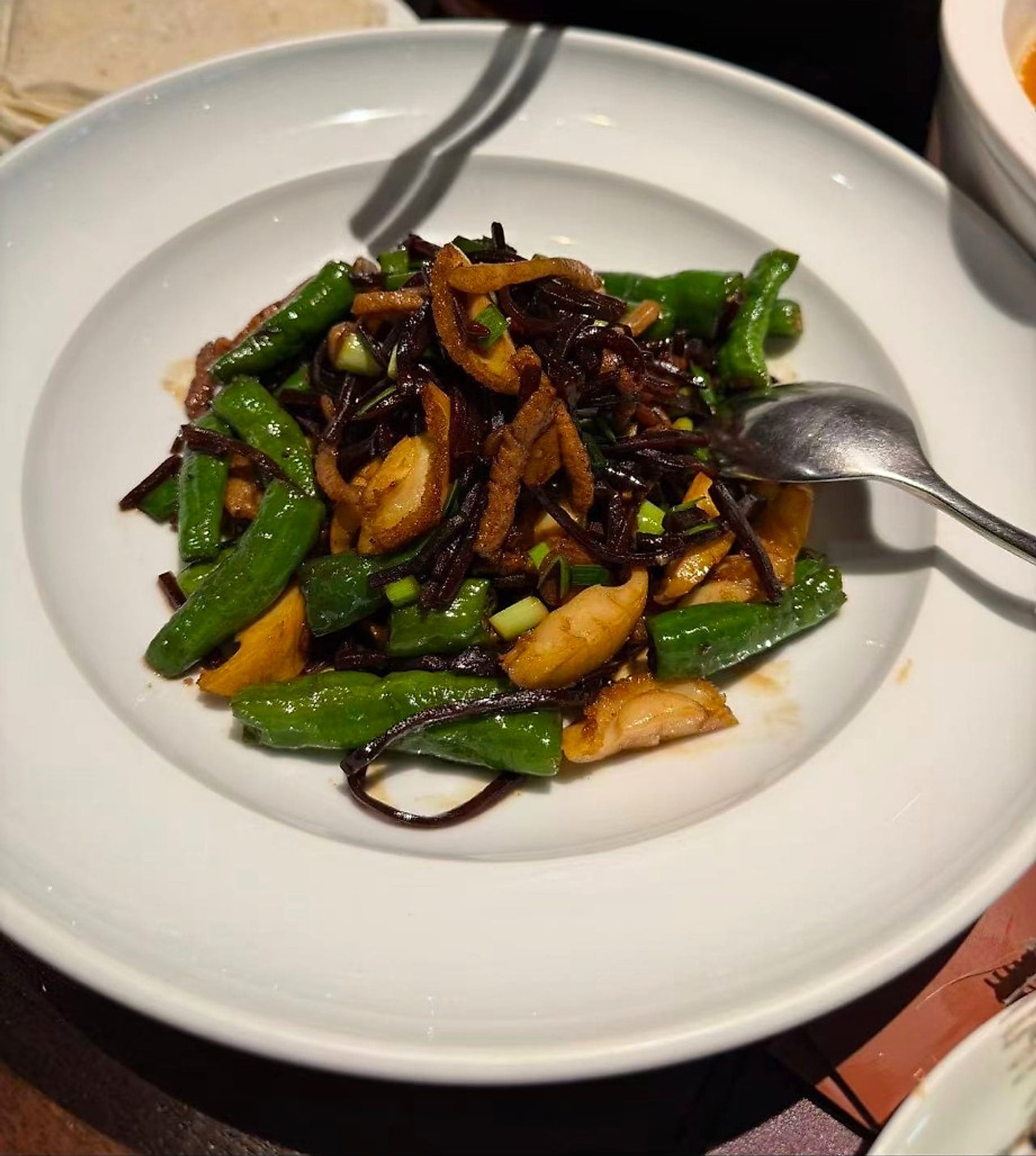 小炒猪头肉 · Stir-Fried Pork Head Meat